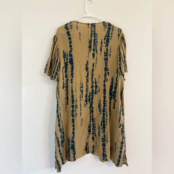 Maurices Bohemian Olive Tie Dye Flutter Sleeve Kimono - Picture 9 of 11